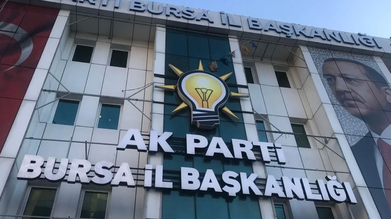 AK Parti Bursa’yı üzen ölüm AK Parti Bursa’yı üzen ölüm