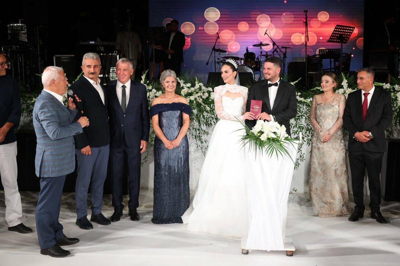 Bursa’daki bu düğüne katılan 4 bin davetli için en anlamlı hediye
