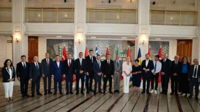 Eurocities ve B40 Balkan Şehirleri Ağı heyetinden İmamoğlu’na destek ziyareti! Başkan Bozbey paylaştı