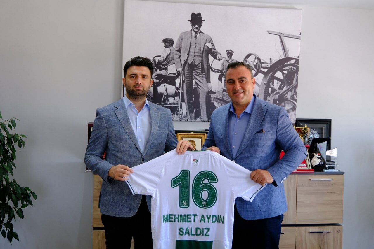 Bursaspor Başkanı Çelik’ten Büyükşehir Başkan Vekili Saldız’a ziyaret Bursaspor Başkanı Çelik’ten Büyükşehir Başkan Vekili Saldız’a ziyaret
