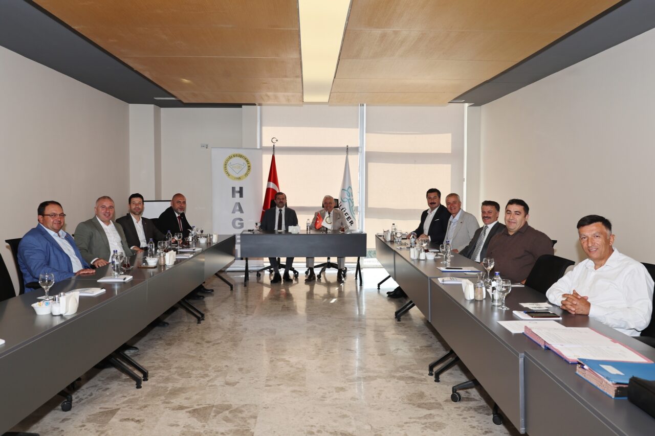 Hayvancılık sektöründen Bursa Nilüfer’de önemli toplantı Hayvancılık sektöründen Bursa Nilüfer’de önemli toplantı