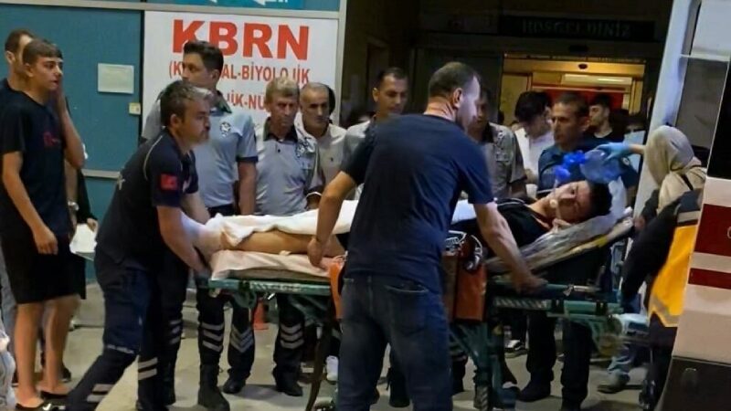 Bursa’da motosiklet ile bisiklet çarpıştı Bursa'nın İnegöl ilçesinde motosiklet ile bisikletin çarpıştığı kazada 1'i ağır