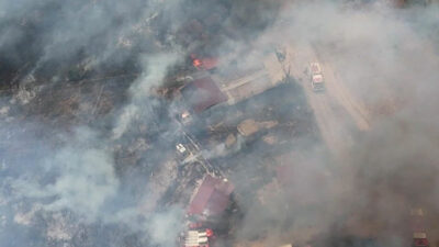 Kocaeli’ndeki yangın evlere sıçradı