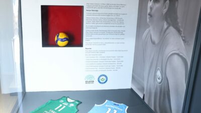 Voleybolcu Lopez vefatının 1. yıl dönümünde Bursa’da anıldı