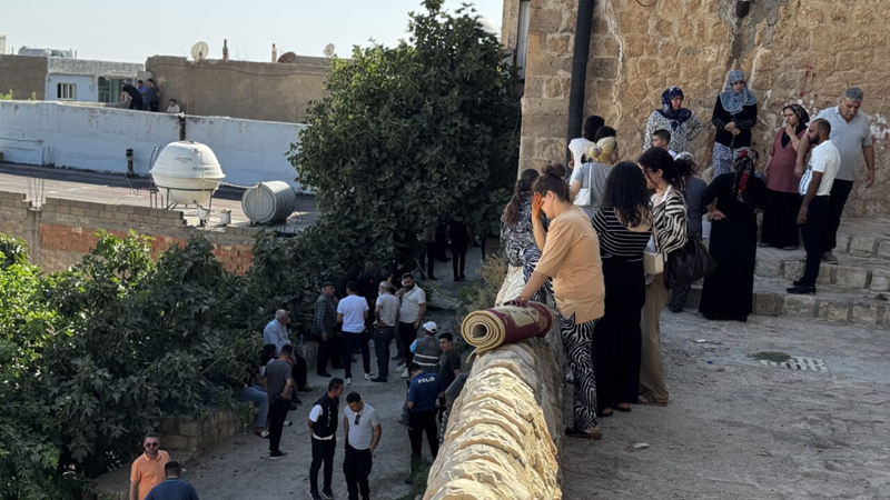 Evlerinde ölü bulundular! İkisi kardeş 3 kadın… Evlerinde ölü bulundular! İkisi kardeş 3 kadın…