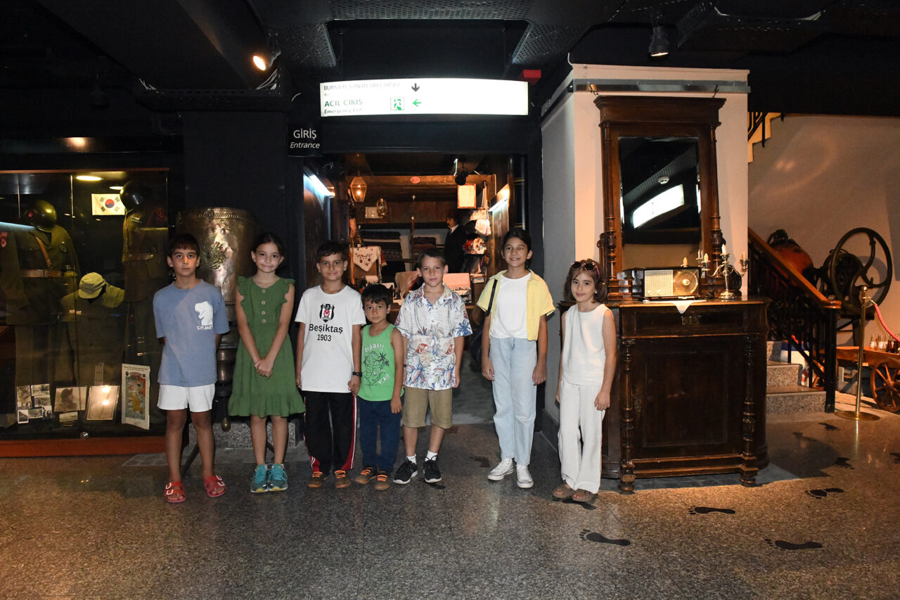 Bursa’da minikler tarihe yolculuk yaptı! Bursa’da minikler tarihe yolculuk yaptı!