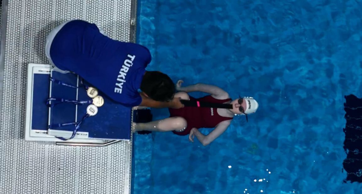 Bursalı Esra, Avrupa şampiyonu oldu Bursalı Esra, Avrupa şampiyonu oldu