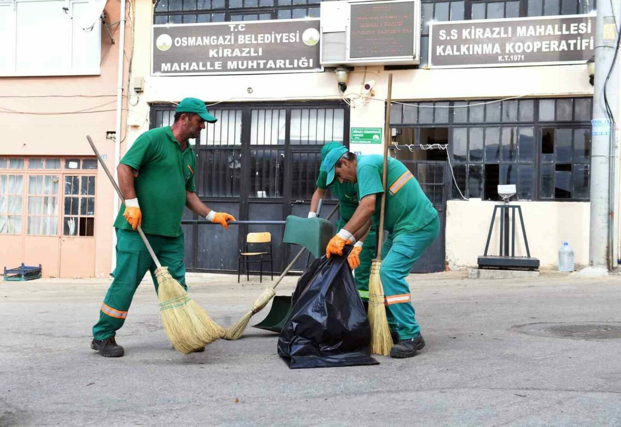 Pırıl pırıl Bursa için her gün 270 kilometre… Pırıl pırıl Bursa için her gün 270 kilometre…