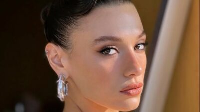 Kusursuz fiziğiyle cesur pozlar!