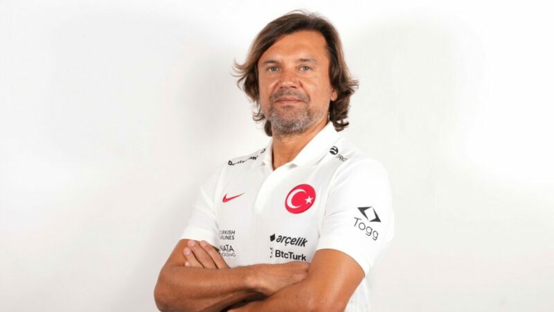 Bursaspor’un eski futbolcusu Montella’nın yardımcısı oldu 2026 FIFA Dünya Kupası Elemeleri'ndeki mücadelesine 4 Eylül'de Gürcistan ve