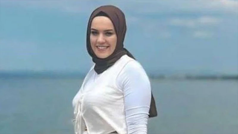 TBMM çalışanı kadın bıçaklanarak öldürüldü TBMM çalışanı kadın bıçaklanarak öldürüldü