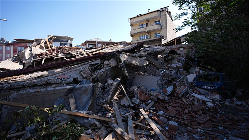 Bakan Kurum açıkladı! İşte Sındırgı depreminin bilançosu