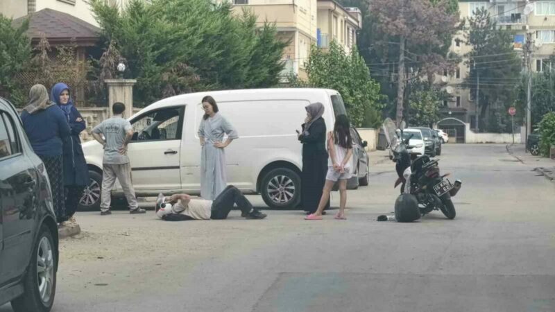 Bursa’da iki sokağın kesiştiği noktada kaza! Bursa’nın İnegöl ilçesinde meydana gelen kazada hafif ticari araç ile