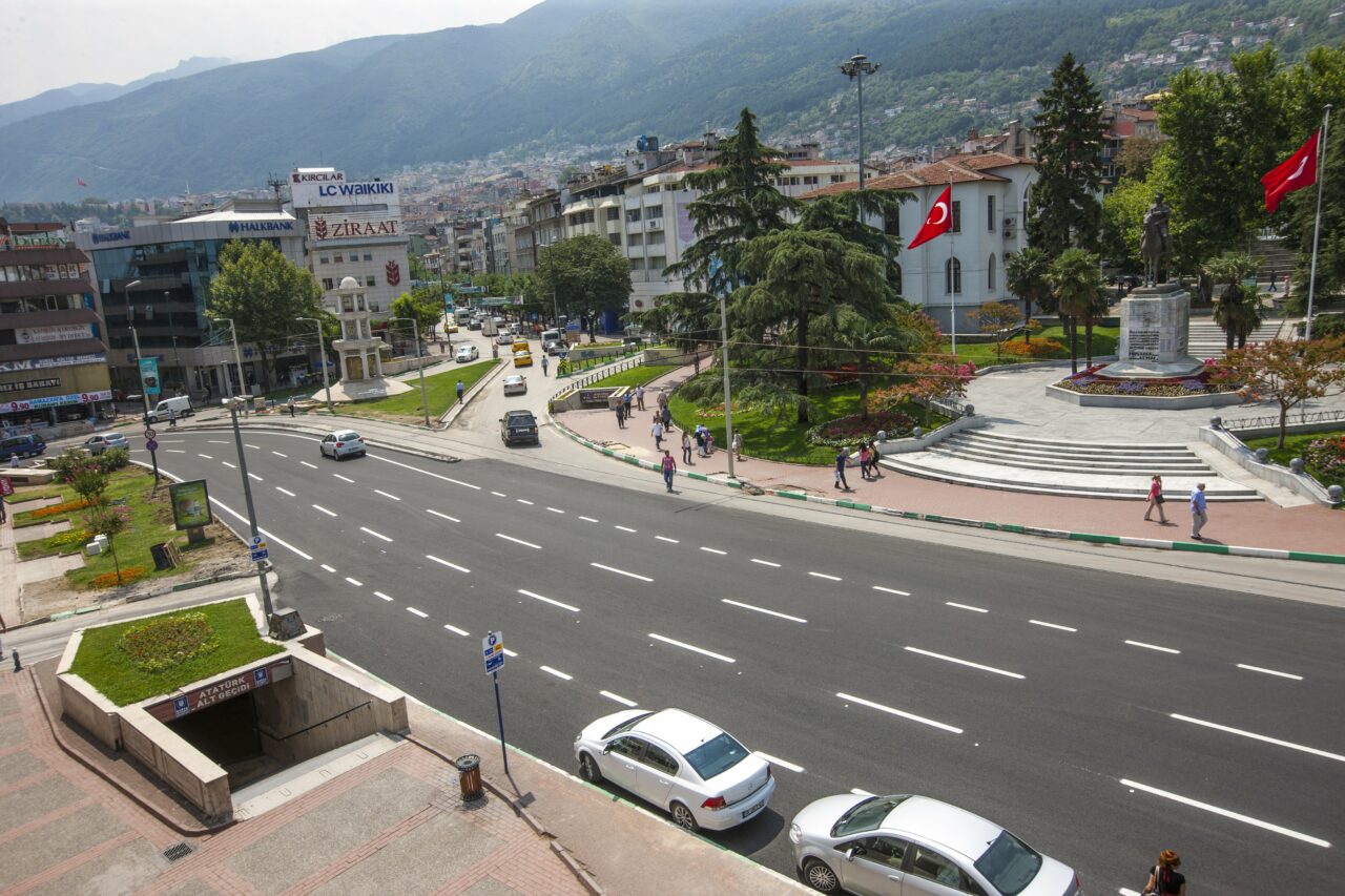 Bursa’da bu yollar bugün trafiğe kapalı!