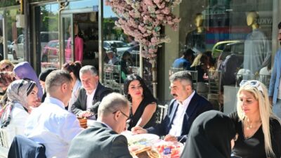 Başkan Yılmaz, Bursa’nın üreten kadınlarıyla buluştu