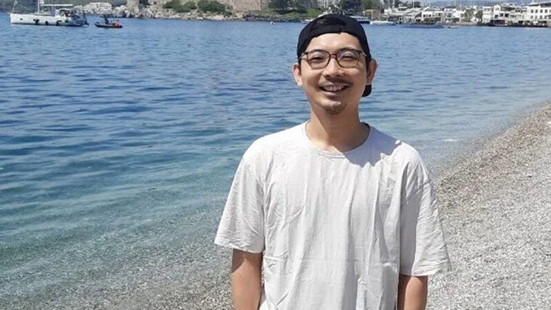 Yüksek lisans eğitimi için İstanbul'a gelen sosyal medya fenomeni Yoshi