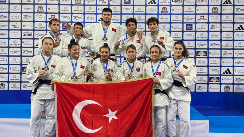 Bursa’dan Avrupa ikinciliğine uzanan başarı