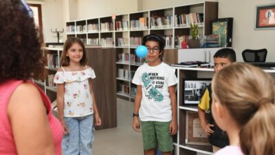Bursa Osmangazi’de çocuklara yazma alışkanlığı kazandıran atölye