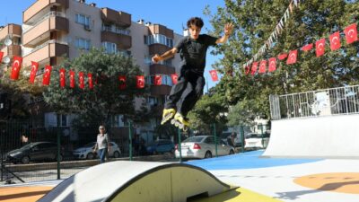 Bursa Mudanya’nın ilk kaykay parkı açıldı