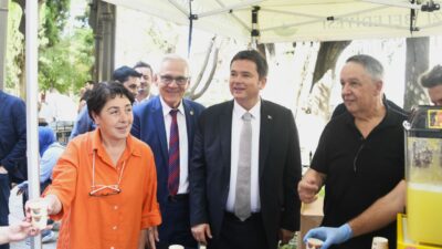 Başkan Aydın’dan Bursa’nın tarihi mahallesine ziyaret