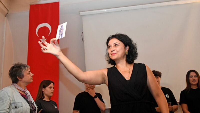 Osmangazi’de liseliler öğretici bir yolculuğa çıktı Osmangazi Belediyesi, Yaşar Kemal’in “Hüyükteki Nar Ağacı” eseri için okuma