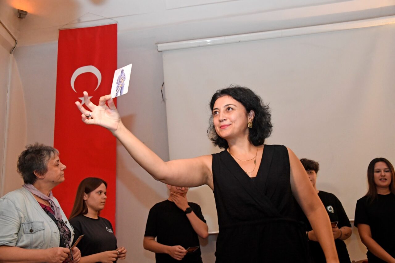 Osmangazi’de liseliler öğretici bir yolculuğa çıktı Osmangazi’de liseliler öğretici bir yolculuğa çıktı