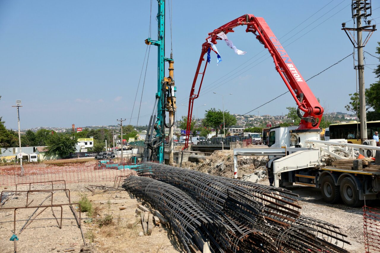 Bursa’ya üzerinde bisiklet yolu da olan 5 şeritli ilk köprü