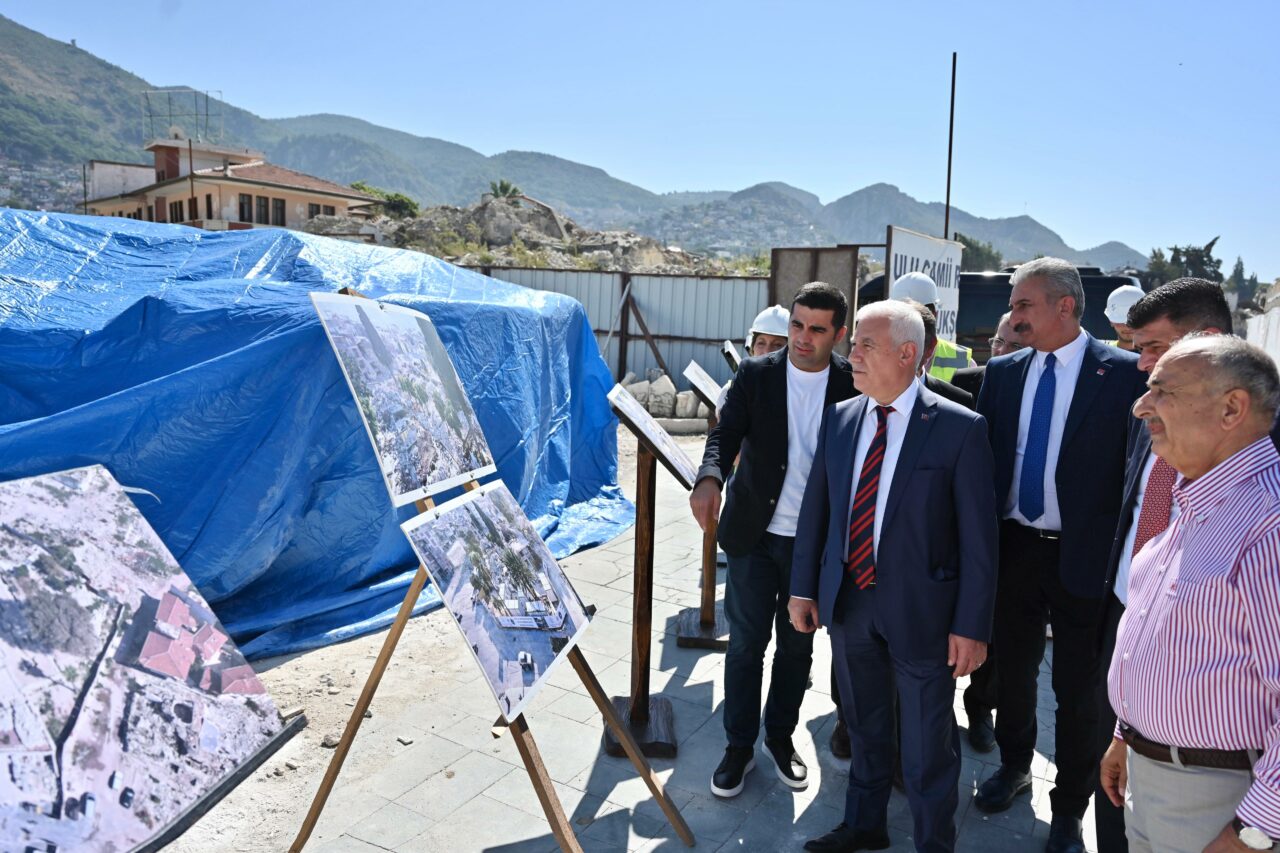 Asrın felaketinde yerle bir olmuştu! Tarihi yapı Bursa Büyükşehir’le yükseliyor