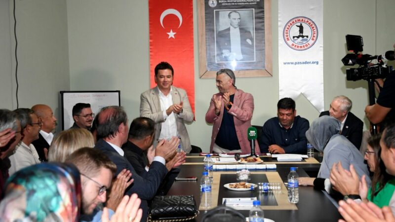 Osmangazi Belediye Başkanı Aydın; ‘Her hafta bin 725 kilometre sokağı temizliyoruz’ Göreve geldiği günden itibaren Osmangazi İlçesine daha iyi hizmet edebilmek