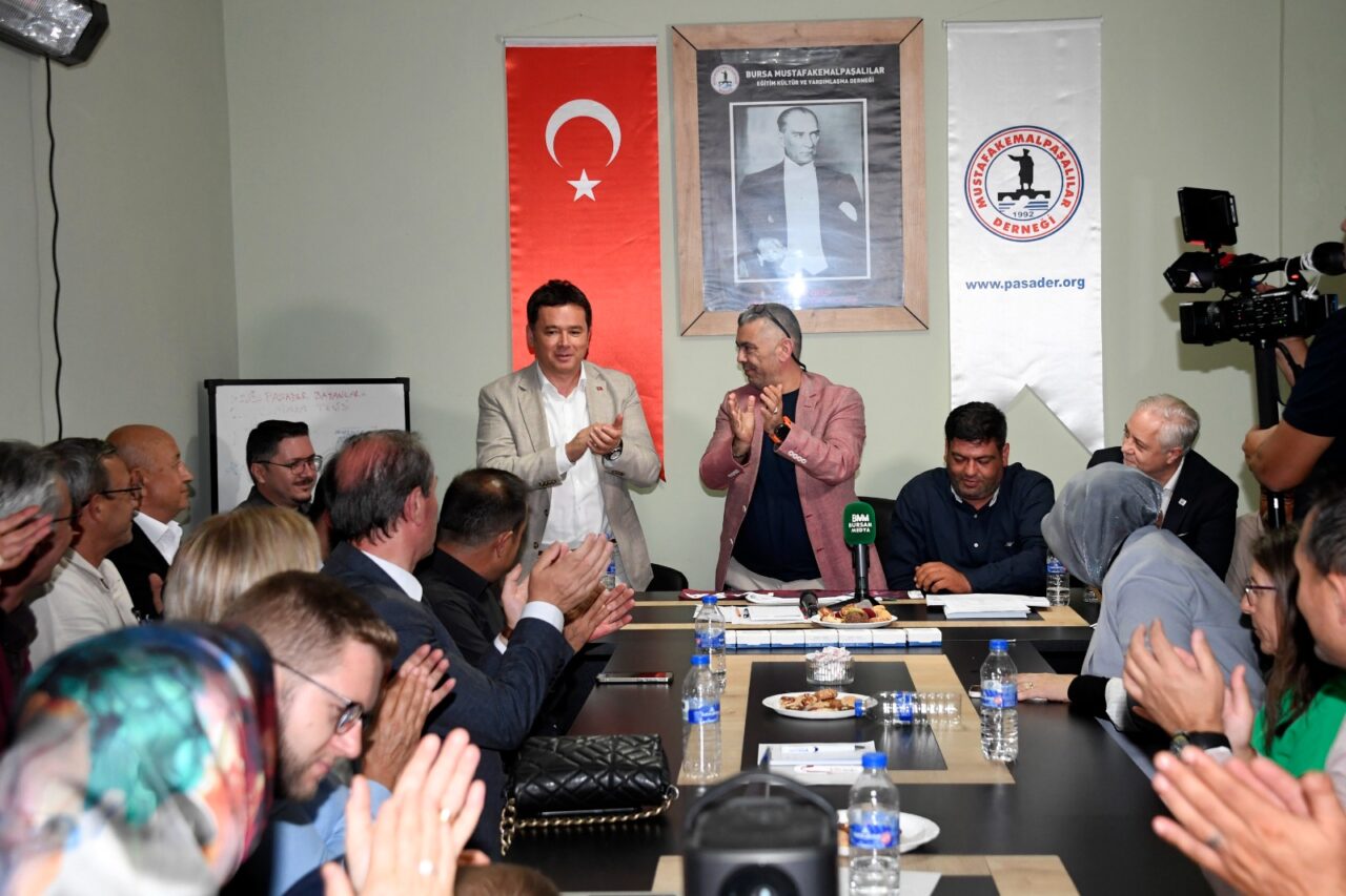 Osmangazi Belediye Başkanı Aydın; ‘Her hafta bin 725 kilometre sokağı temizliyoruz’