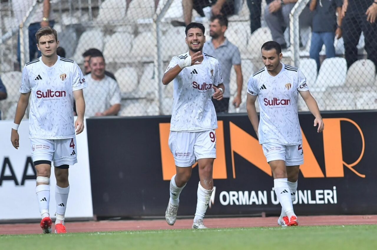 2.Lig'deki Bursa ekibinden kupada süper skor! 3 54750840414186694962660521375286467452878109n