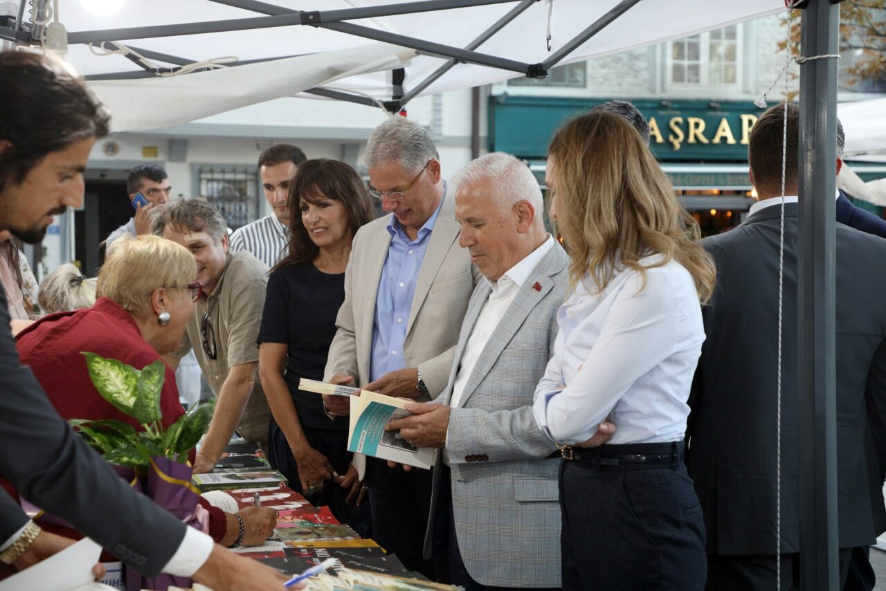 Bursalı kitapseverlere güzel haber! Mudanya 7. Kitap Fuarı kapılarını açtı