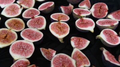 Bursa’nın dünyaca ünlü siyah incirleri Osmangazi’de yarıştı