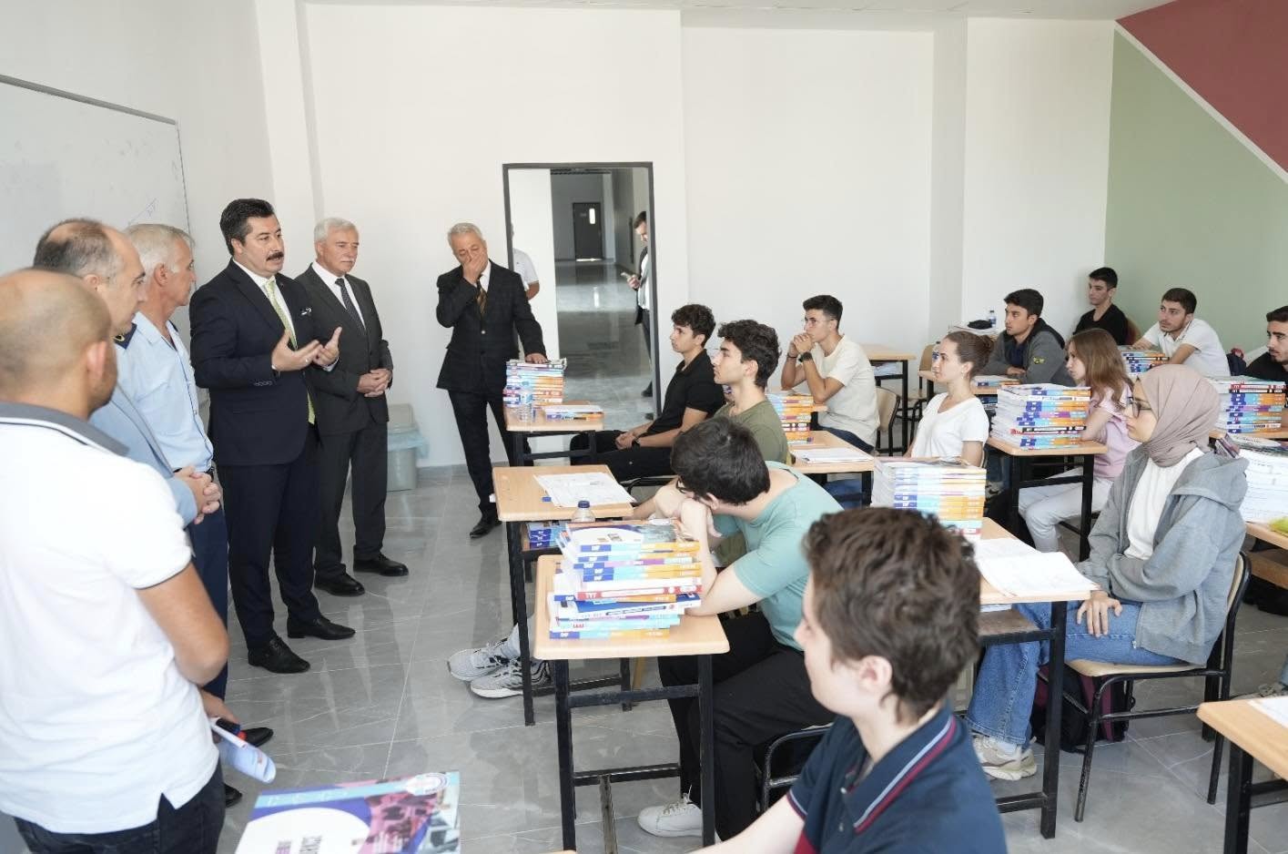 Yenişehir’de öğrencilere ücretsiz destek