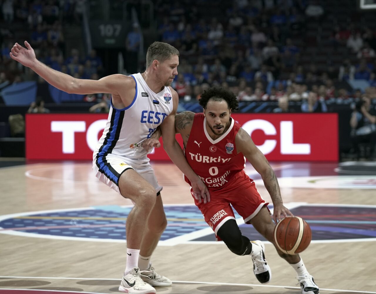 12 Dev Adam durdurulamıyor