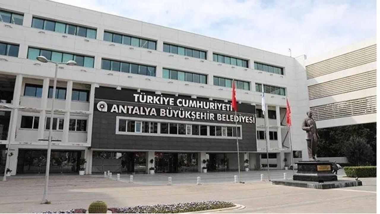 Antalya Büyükşehir Belediyesi’ne rüşvet operasyonu