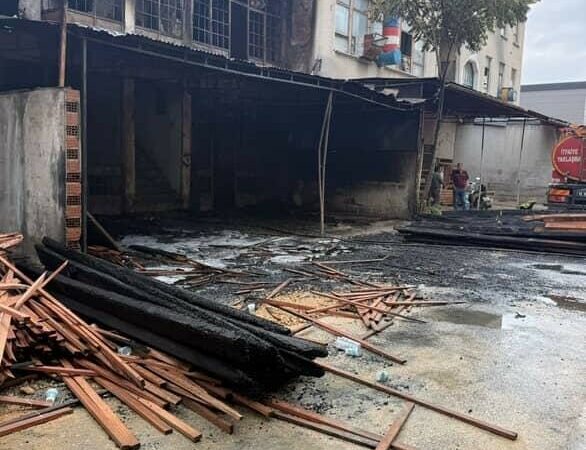 Bursa’da bu imalathane küle döndü Bursa’nın İnegöl ilçesinde sabah saatlerinde çıkan yangın, bir mobilya imalathanesini