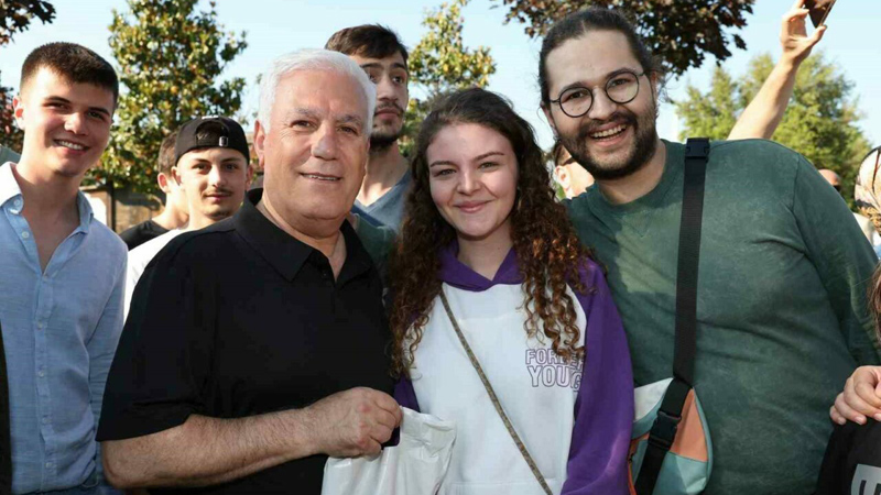 Başkan Bozbey’den eğitim desteği müjdesi Başkan Bozbey’den eğitim desteği müjdesi