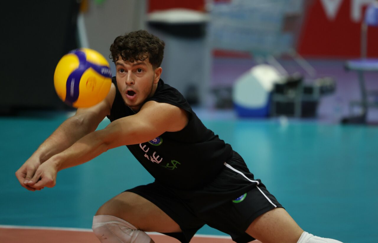 Bursa Büyükşehir Belediyespor lige hazırlanıyor Bursa Büyükşehir Belediyespor lige hazırlanıyor