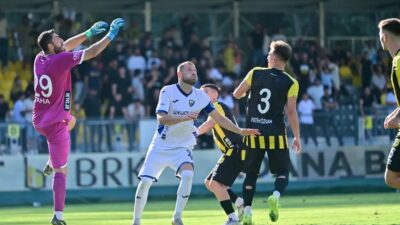 2.Lig’deki Bursa takımına Adana freni!