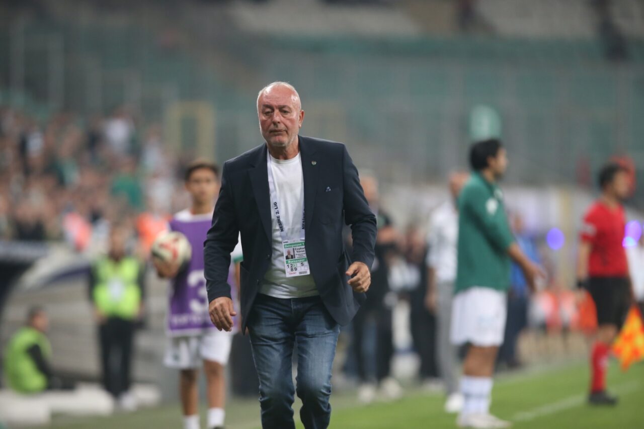 Bursaspor Futbol Şube Sorumlusu Yavuz özür diledi