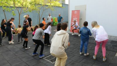 Nilüfer Belediyesi’nden engelli bireylere özel zumba etkinliği