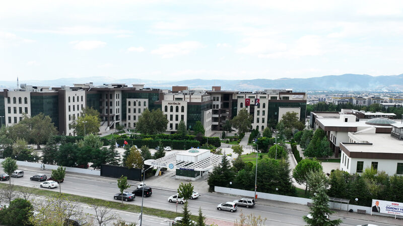 BTÜ’lü 8 akademisyenden büyük başarı! Dünyanın en iyileri arasına girdiler Bursa Teknik Üniversitesi akademisyenleri, uluslararası başarılarını sürdürerek adlarını “dünyanın en