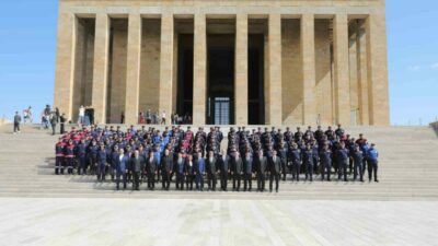 Bursa İtfaiyesi’nden Anıtkabir’e ziyaret