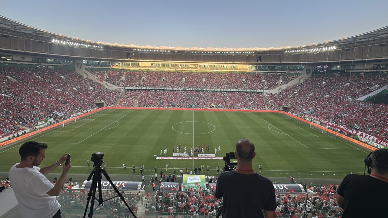 Bursa’daki bu şov övgüyü hak ediyor Bursa’daki bu şov övgüyü hak ediyor