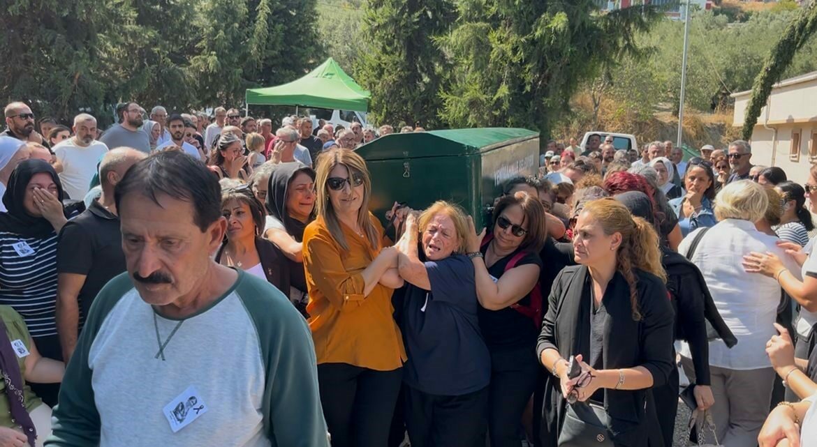 Bursa’da acı veda! Tabutunu kadınlar taşıdı