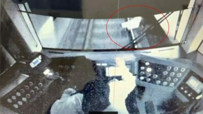 Bursa’da öğrencilerin şakalaşması kötü bitti! Metrodaki o anlar kamerada