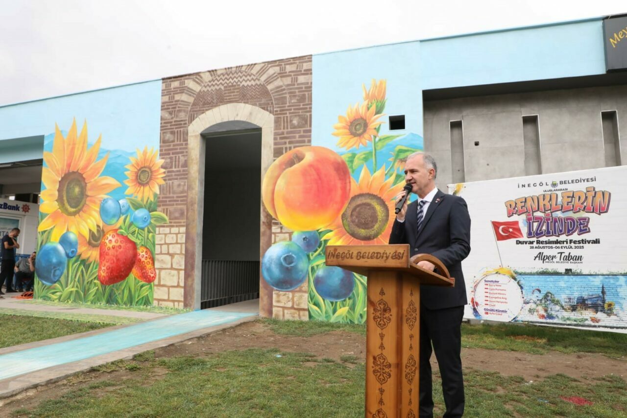 Bursa’da uluslararası duvar resimleri festivali ile sanatla buluştu