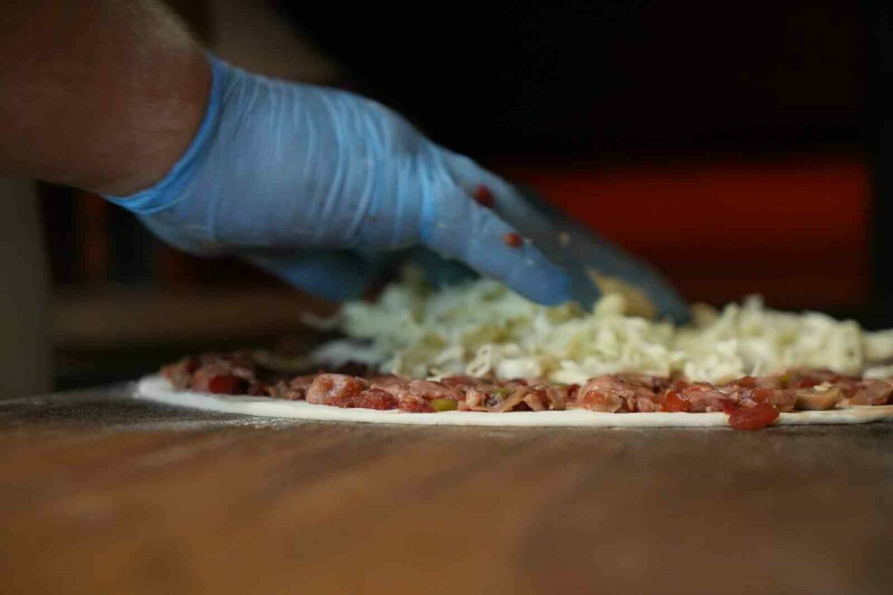 Bursa’da yapılıyor! İtalya’nın en meşhur pizzalarına rakip oldu