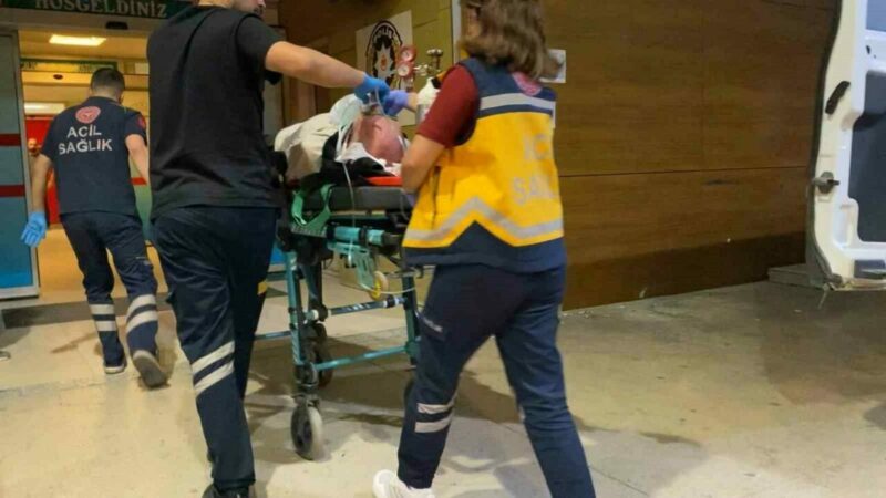Bursa’da yaşlı adamın acı sonu Bursa’da evinin merdivenlerinden düşen yaşlı adam hastanede hayatını kaybetti.